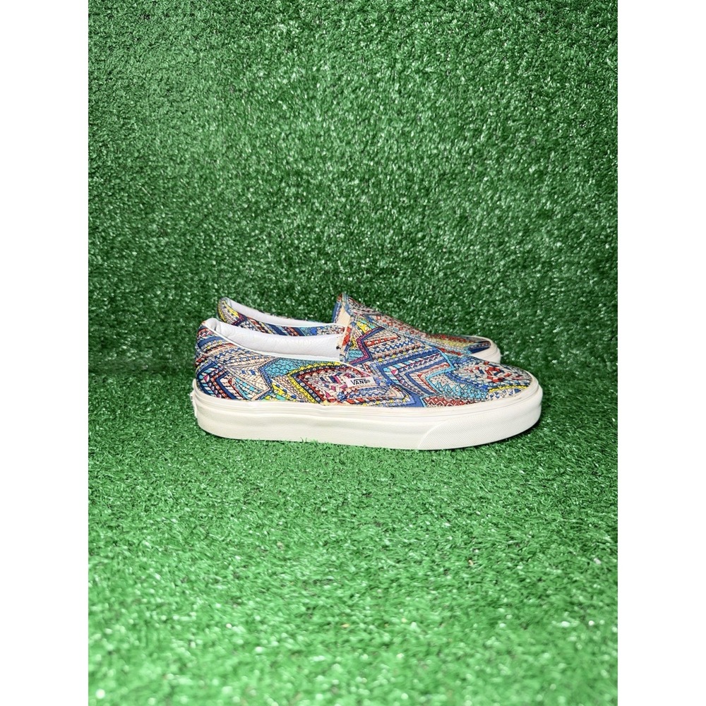 Vans Classic Slip On Womens Size 7.5 AOP Abstract Hippie Skate Shoes Sneakers